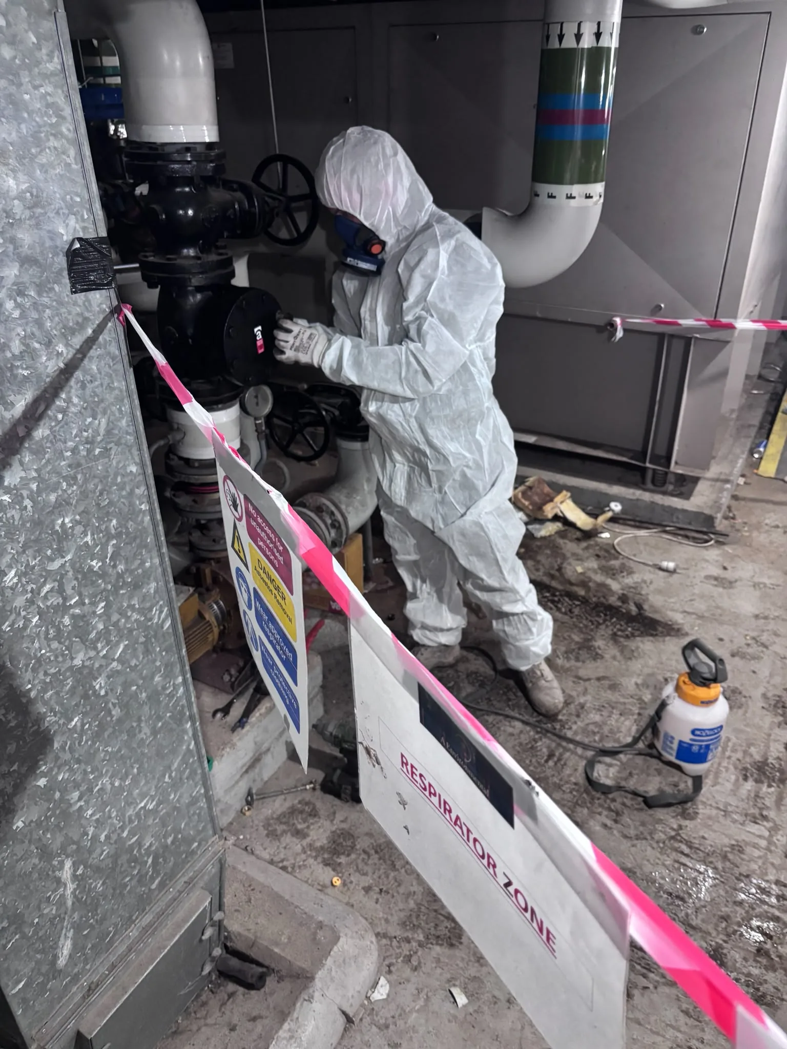 Asbestos artex removal from concrete soffit in Holborn