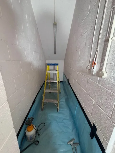 HSE-licensed asbestos gasket strip-out in WC2